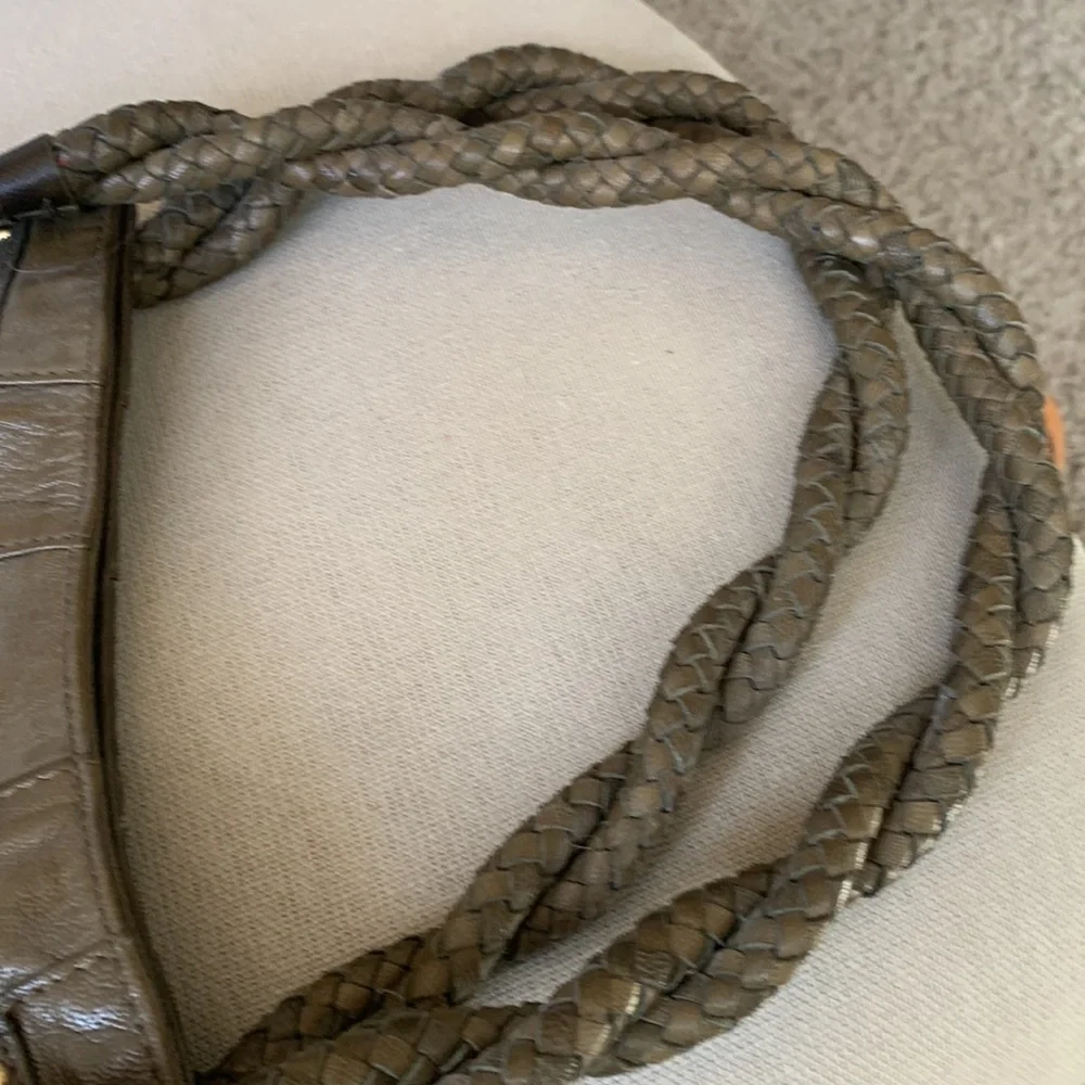 BCBGMAXAZRIA all leather bag - Picture 4 of 7